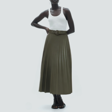 Green fashionable belt zipper long skirt