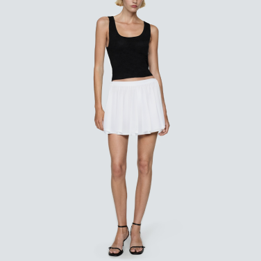 White pleated casual women's short skirt