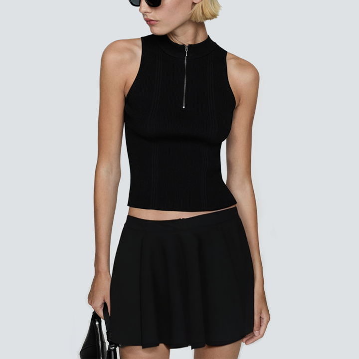 Simple black pleated hem women's short skirt