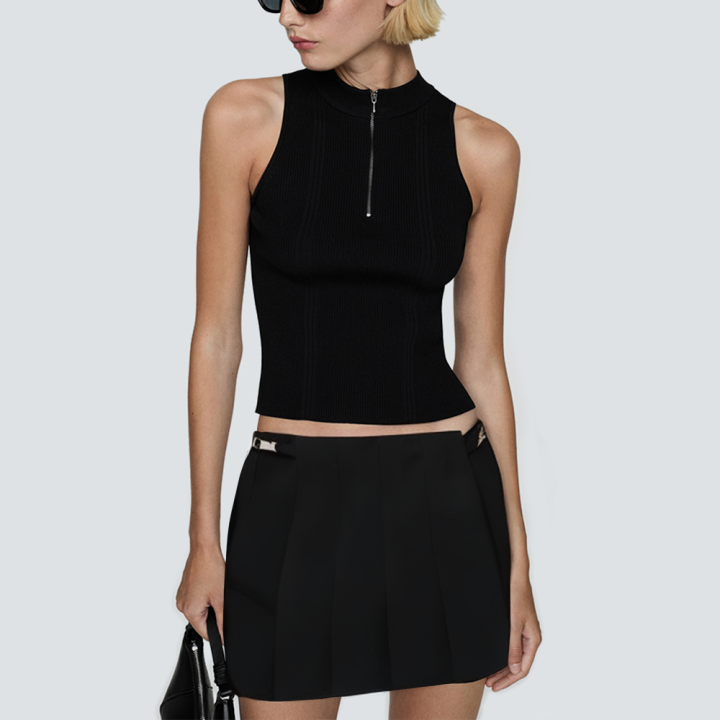 Black pleated side button women's short skirt