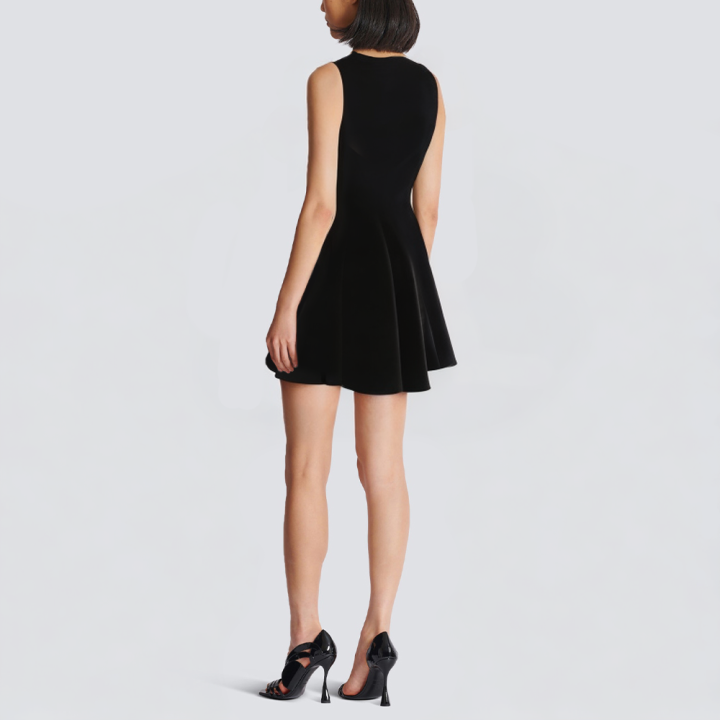 Fashion sleeveless round neck short dress