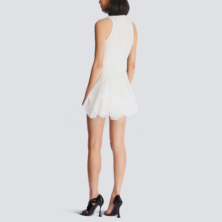White sleeveless back zipper short dress