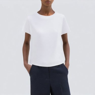 Round neck white letter embroidered T-shirt
