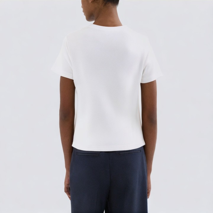 Round neck white letter embroidered T-shirt