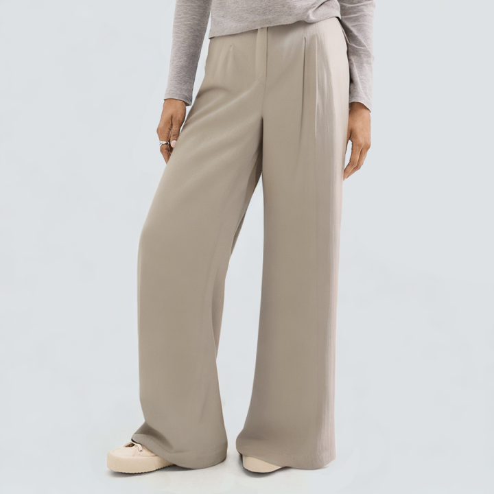 Fashionable pleated wide leg women's trousers