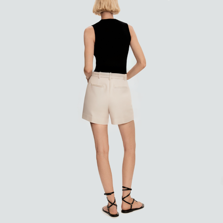 Beige casual simple and comfortable women's shorts