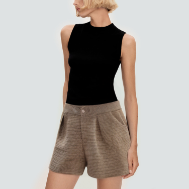 Brown plaid pleated women's casual shorts