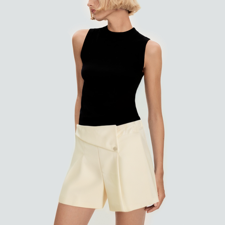 Beige pleated soft women's casual shorts