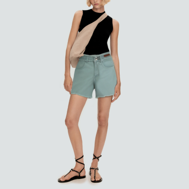 Women's casual raw edge side pocket denim shorts