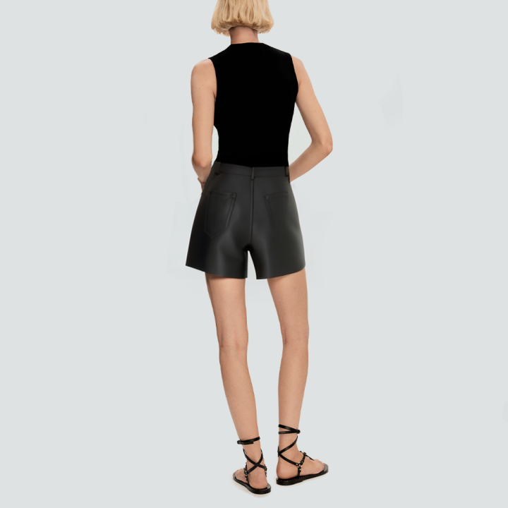 Black pleated side pocket women's leather shorts